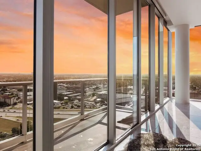 610 E Market #2818, San Antonio, TX 78205 - Image #3