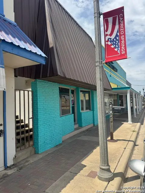 208 5th, Carrizo Springs, TX 78834 - Image #3