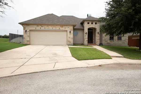 104 S Elise, La Vernia, TX 78121