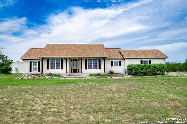 233 N Fork, Bandera, TX 78003