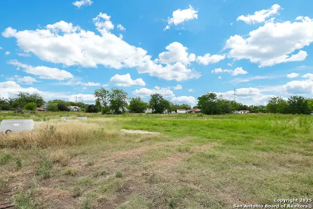 3 Golden Ave, San Antonio, TX 78211 - Image #3