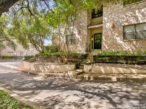 7738 Chambers #203, San Antonio, TX 78229