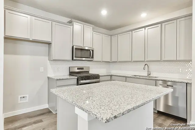 5719 Marble Falls, Live Oak, TX 78244 - Image #1