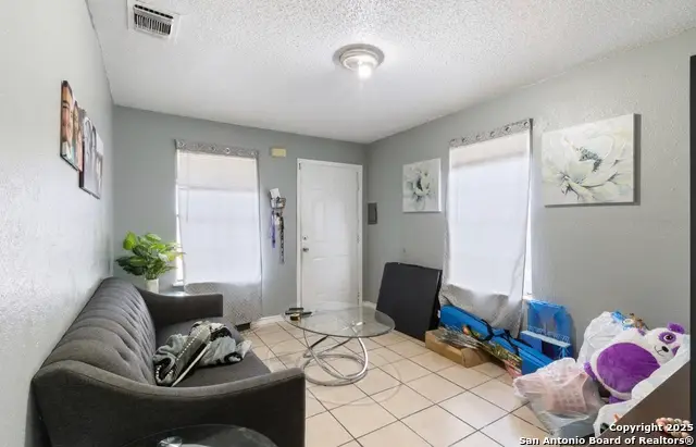 9007 Garnett, San Antonio, TX 78221 - Image #3