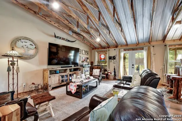 990 Spur Rdg, San Antonio, TX 78264 - Image #3