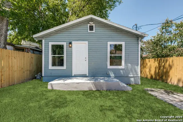 2017 Lyons St, San Antonio, TX 78207 - Image #2