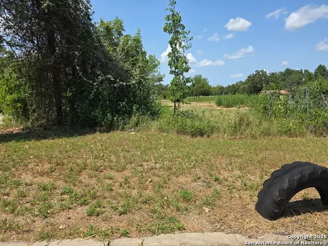 407 4th E, Rockdale, TX 76567 - Image #3