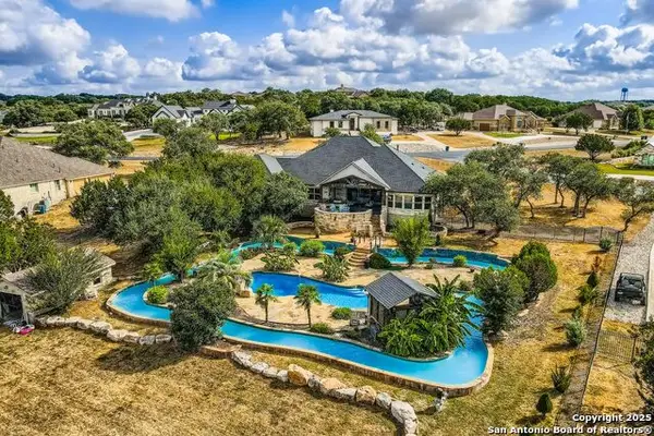 2550 Black Bear, New Braunfels, TX 78132