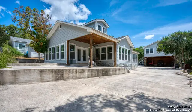 12501 Park Road 37, Lakehills, TX 78063 - Image #2