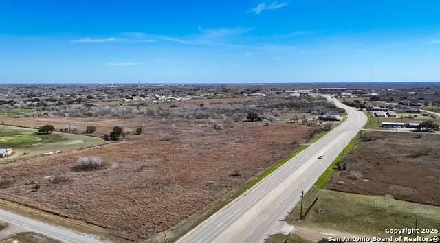 2364 Nogueira St, Beeville, TX 78102 - #3