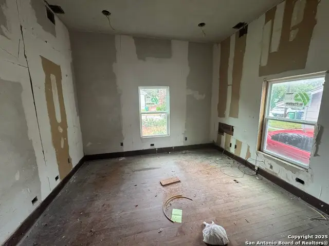 110 Saint John, San Antonio, TX 78202 - Image #3