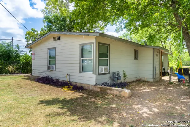 3026 Weir, San Antonio, TX 78226 - Image #2