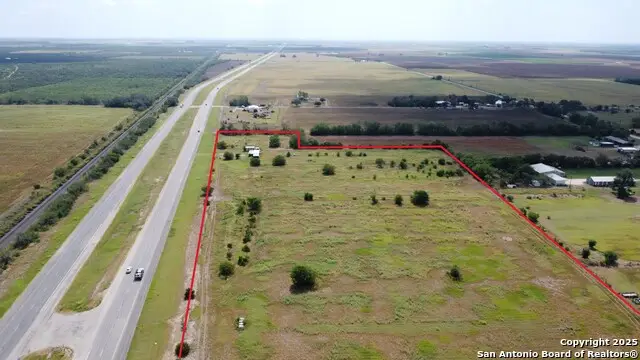 5985 Highway 90 W, Hondo, TX 78861 - Image #3