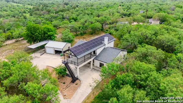 1851 County Road 381, San Antonio, TX 78253