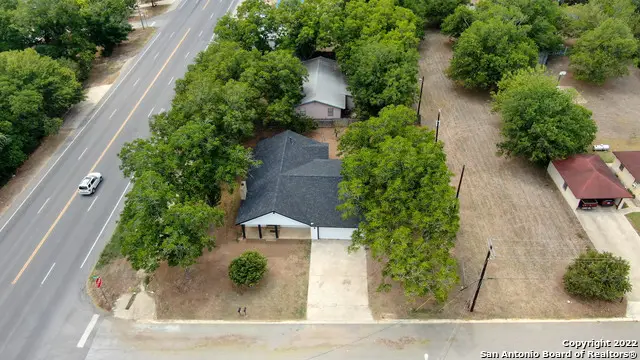 101 E East St, Stockdale, TX 78160 - Image #3