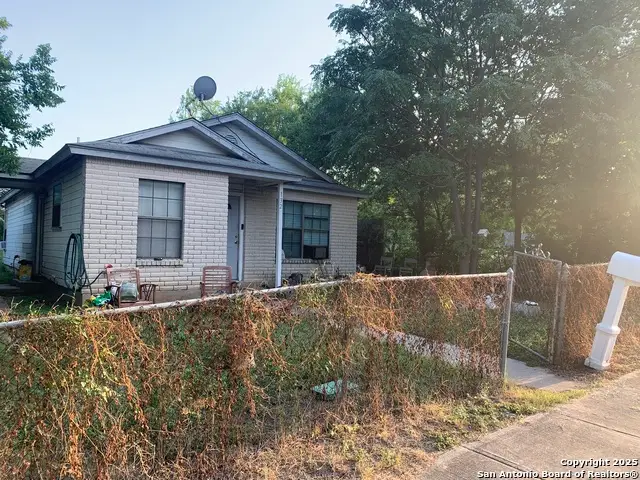 132 University, San Antonio, TX 78201 - Image #2