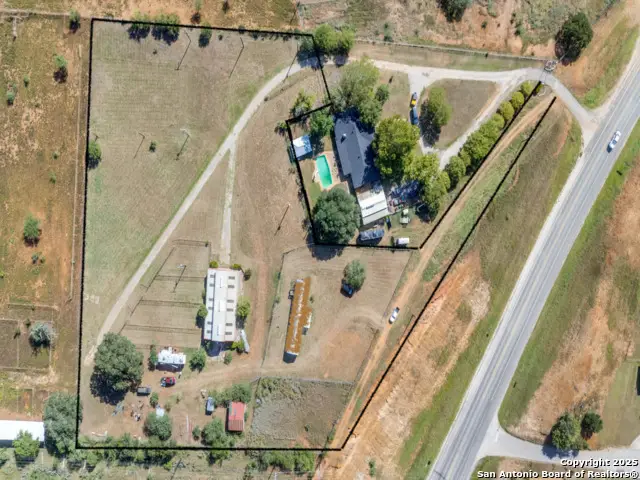 819 Us Highway 87, Stockdale, TX 78160 - Image #1