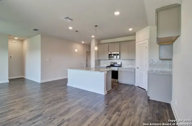 245 Red Arrow, San Antonio, TX 78253 - Image #3