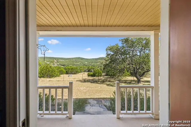5014 Bump Gate, Pipe Creek, TX 78063 - Image #2