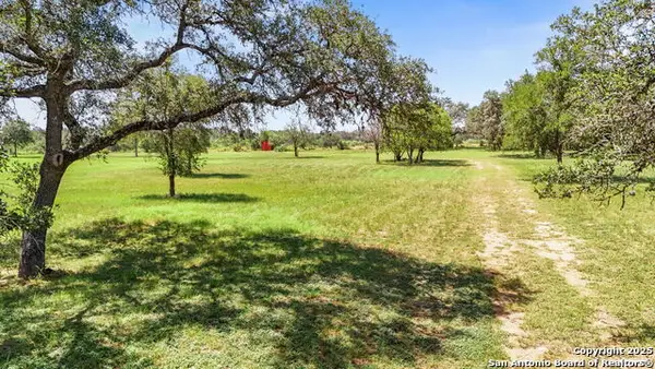 2645 River Oaks Dr, New Braunfels, TX 78132