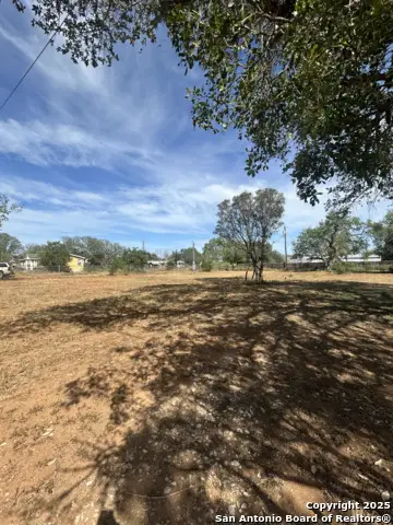 1208 Plum, Jourdanton, TX 78026 - Image #3