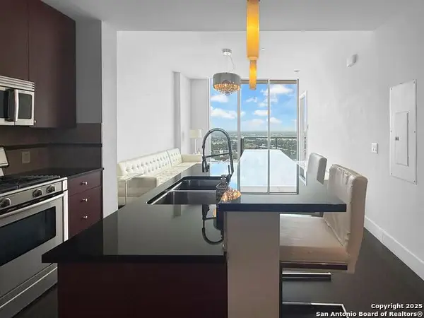 610 E Market #3213, San Antonio, TX 78205