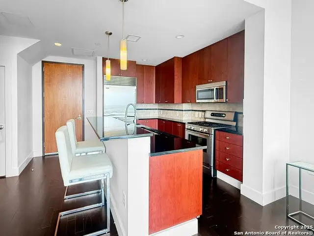 610 E Market #3213, San Antonio, TX 78205 - Image #2