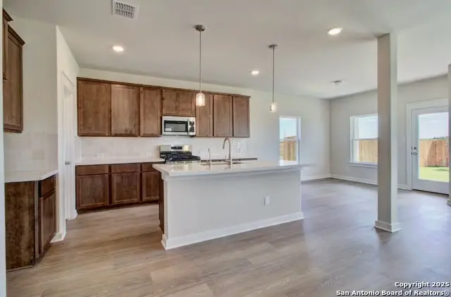 311 Red Arrow, San Antonio, TX 78253 - Image #2