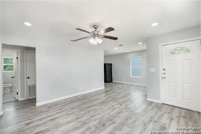 2010 Lamar St, San Antonio, TX 78202 - Image #3