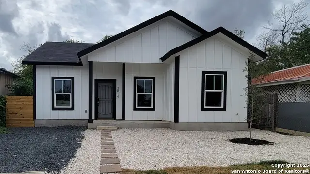 2014 Montezuma, San Antonio, TX 78207 - Image #1