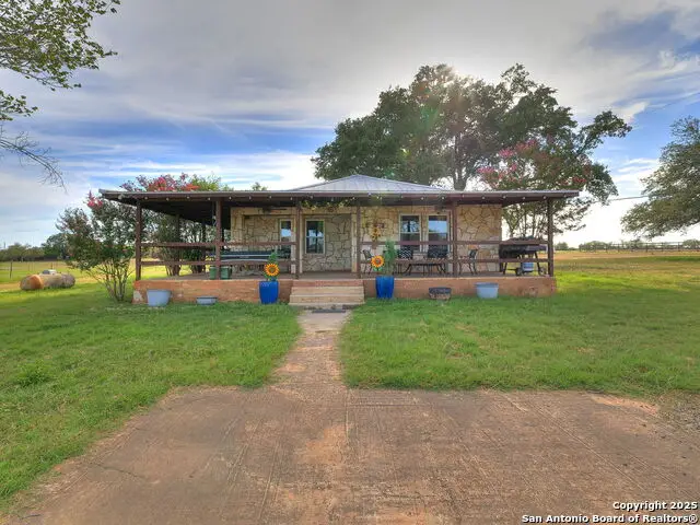 17188 Wildhorse Pass, Marion, TX 78124 - Image #2