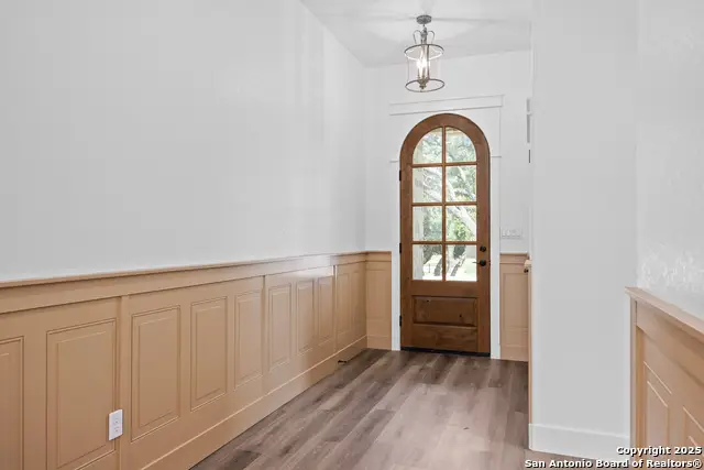 2108 Athens Ave, Kerrville, TX 78028 - Image #2