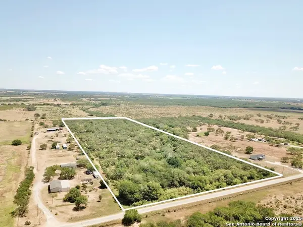 5440 Tabberer, Poteet, TX 78065