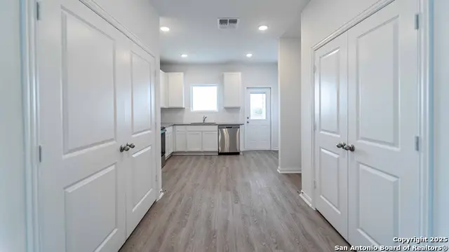 11154 Schmidt Lane, Converse, TX 78109 - Image #2