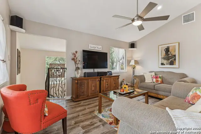 2200 Glenn Dr, Canyon Lake, TX 78133 - #3