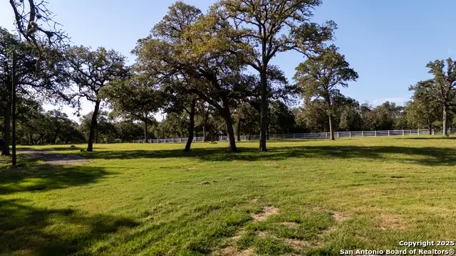 616 Tower, Seguin, TX 78155 - Image #3