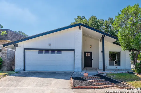 5202 Metcalf, Windcrest, TX 78239