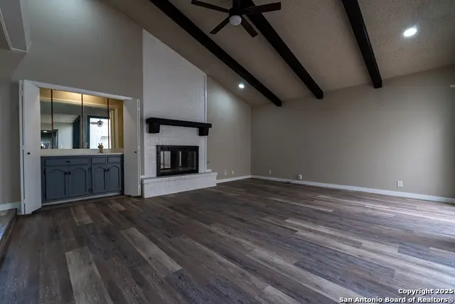 5202 Metcalf, Windcrest, TX 78239 - Image #2