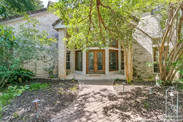 9 Scarborough Square, San Antonio, TX 78218 - Image #2