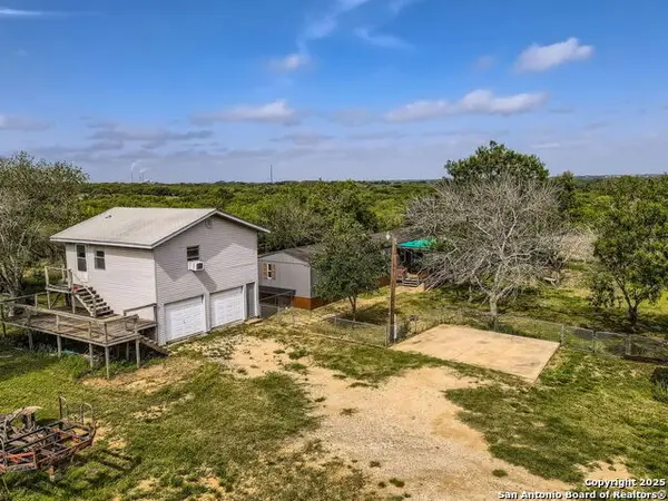 11630 Cooksey, Adkins, TX 78101