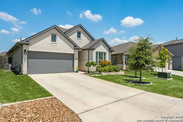 1961 Edelweiss, New Braunfels, TX 78130 - Image #2