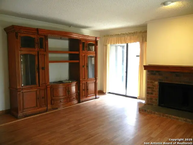 4212 Medical #301, San Antonio, TX 78229 - Image #3