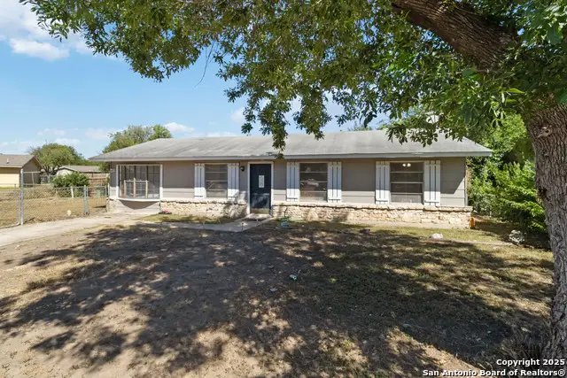 5815 Kim Valley, San Antonio, TX 78242 - Image #1
