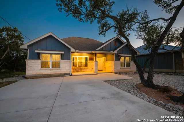 986 Paradise, Canyon Lake, TX 78133 - Image #2