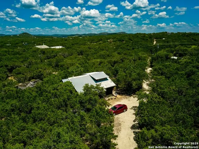 810 12th, Lakehills, TX 78063 - Image #3