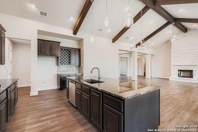 5221 Estates Oak Way, San Antonio, TX 78263 - Image #3