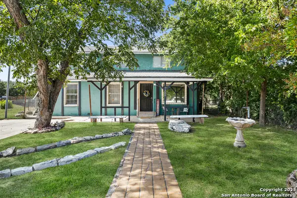 1222 W Harding, San Antonio, TX 78221