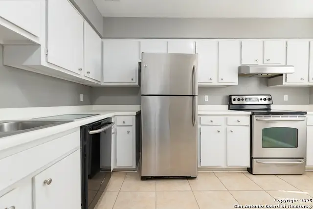 100 Lorenz #101, San Antonio, TX 78209 - #3