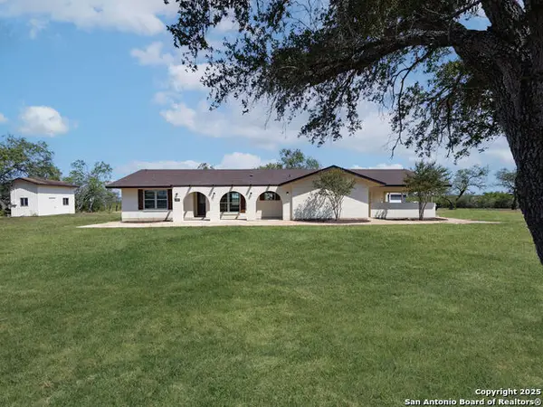 12855 Fm 537, Stockdale, TX 78160