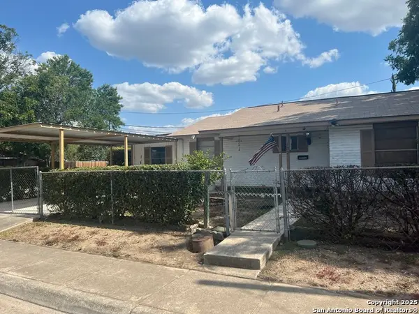 132 Sharer, San Antonio, TX 78208